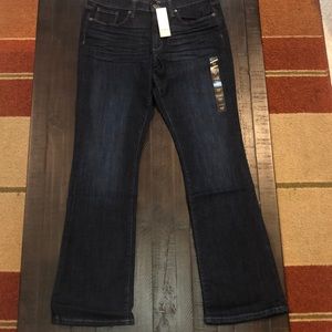 Woman’s Petite Slim Boot jeans